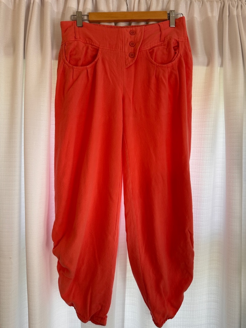 High-Waist Wide Leg Balloon/Capri Pants in Coral